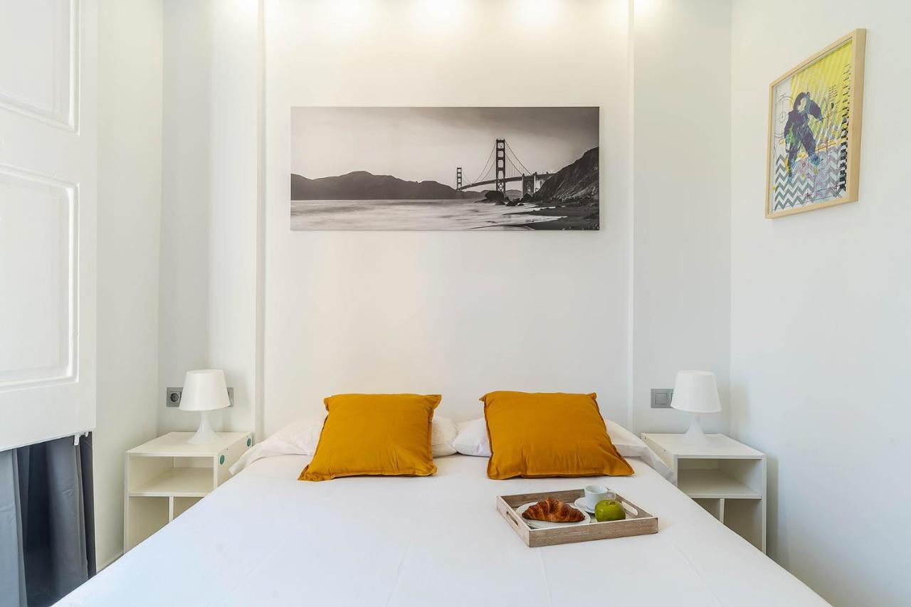 Ab Poble Sec Apartment Barcellona Esterno foto