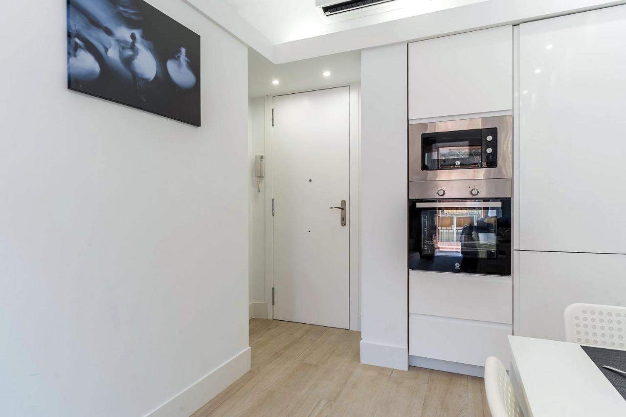 Ab Poble Sec Apartment Barcellona Esterno foto